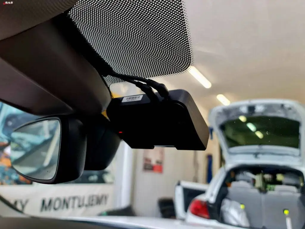 FineVu GX-1000 – test wideorejestratora QHD przód i tył Audi A4 B9 – montaż FineVu GX-1000 przez złącze OBD