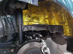 Boczki bagażnika – wygłuszenie