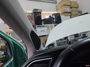 VW Multivan T6.1 – przygotowanie słupków A pod montaż głośników car audio | Sound Audio System Lublin