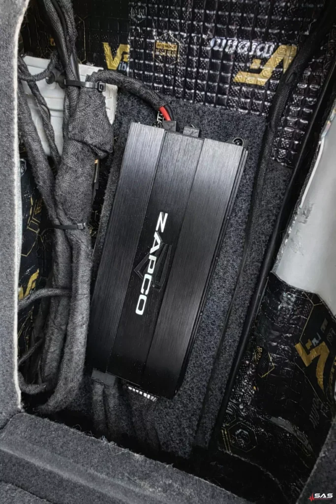 Kenwood DMX6523DABS Volkswagen Passat B5