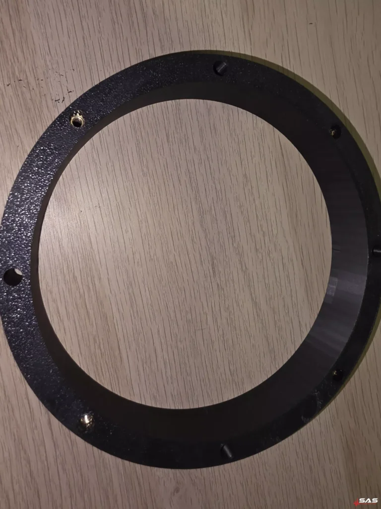 Detale realizacji car audio Volkswagen Passat B5