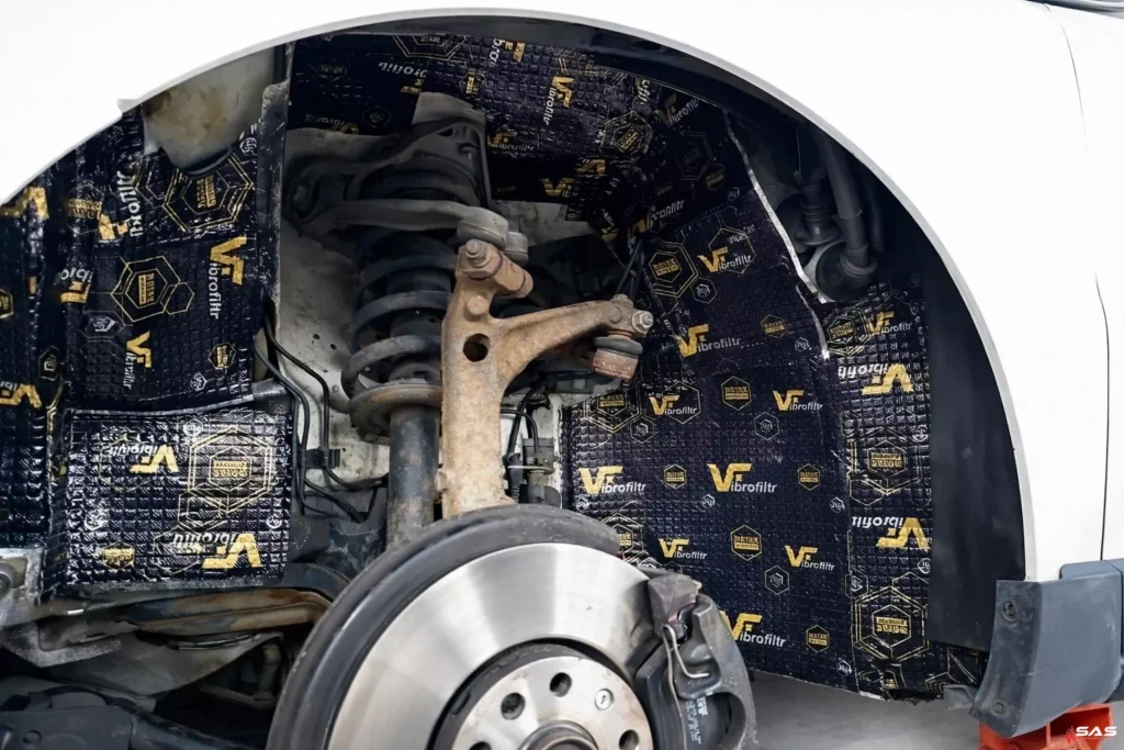 Volkswagen Passat B5 po modernizacji car audio i wygłuszeniu