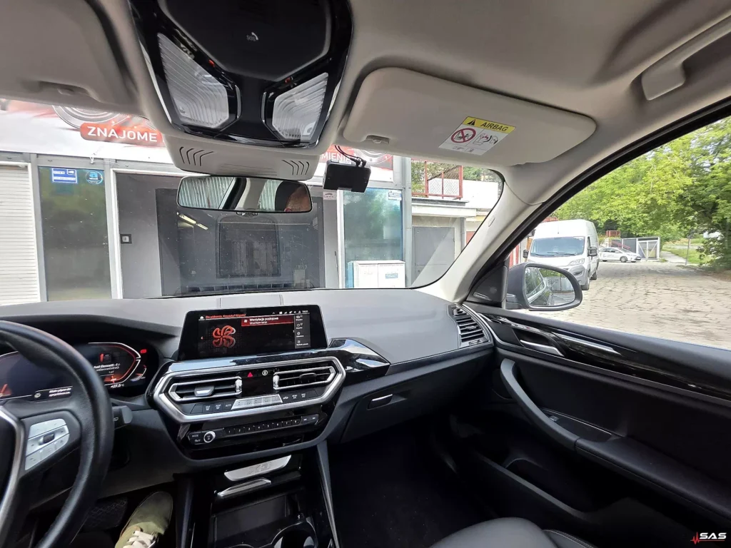 BMW X3 G01 FineVu GX-1100 front camera