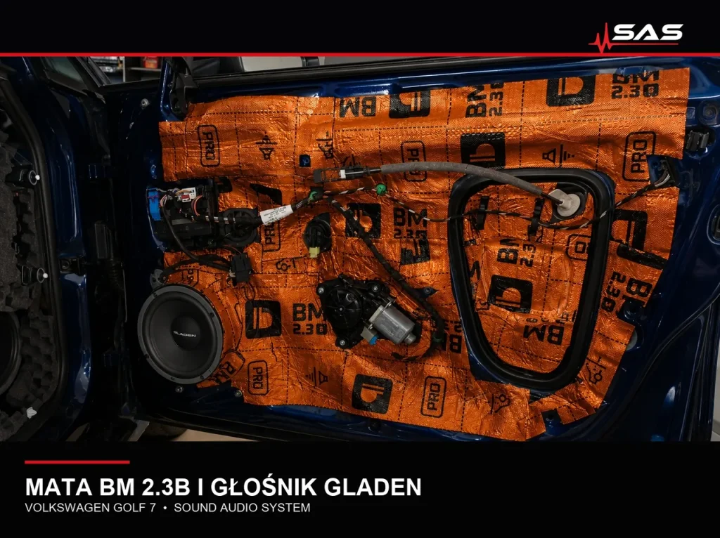 Mata BM 2.3B i głośniki nisko-średniotonowe ESB Audio 4.165 w drzwiach Volkswagena Golf 7