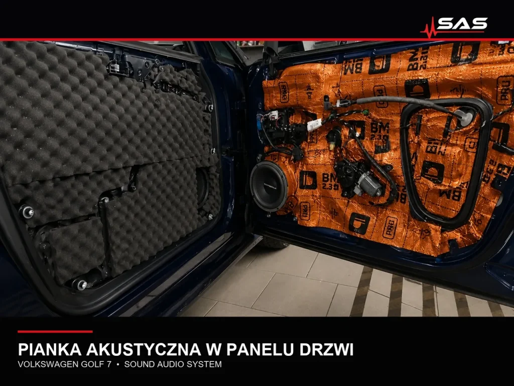 Pianka akustyczna na panelu drzwiowym Golfa 7